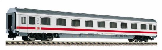 IC/EC compartment Passenger car 1st class in ICE livery type Avmz1070<br /><a href='images/pictures/Fleischmann/5181.jpg' target='_blank'>Full size image</a>